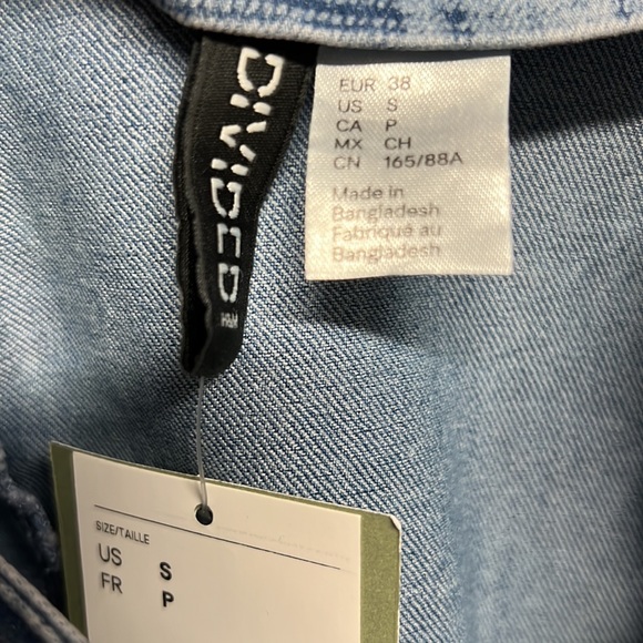 💥3/$15💥NWT - H&M Divided Fitted Denim Dress in Blue - Size Small - Picture 13 of 14
